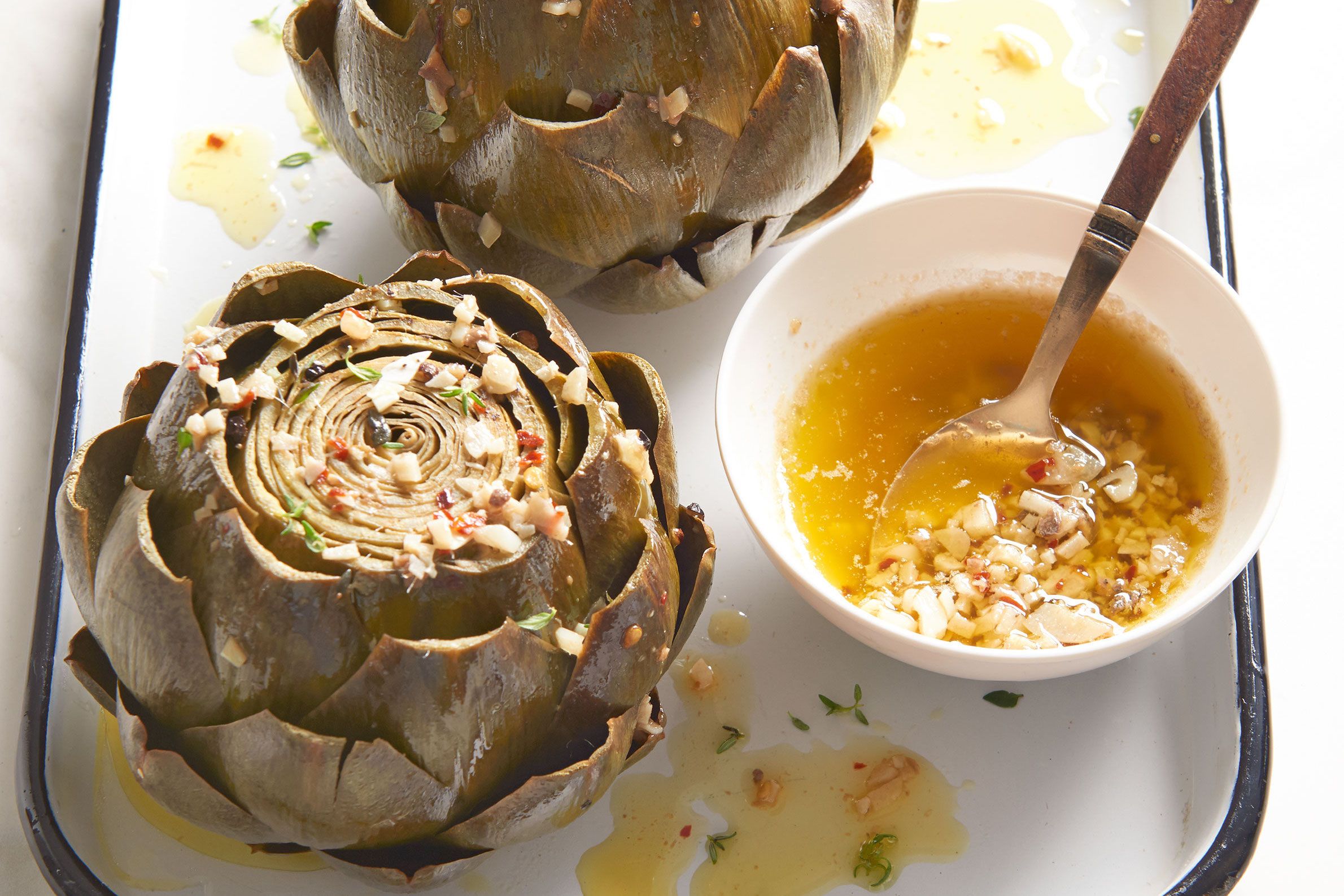 Slow-Cooker Lemon-Thyme Steamed Crockpot Artichokes